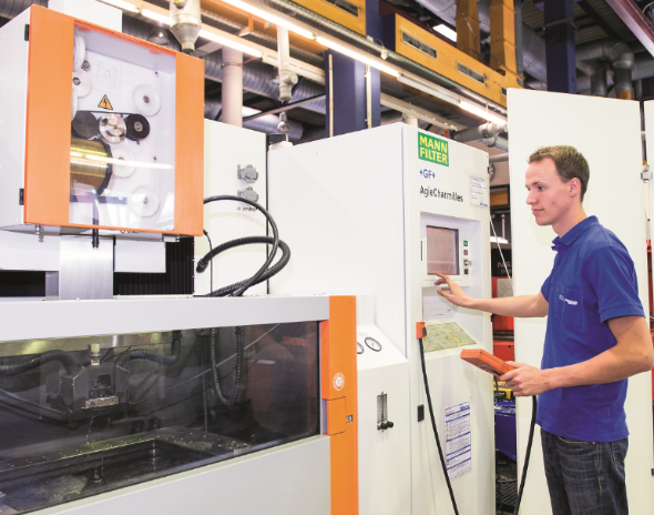 【兆恒機(jī)械】慢走絲實(shí)現(xiàn)高精度、高效率加工的前提